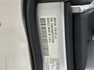 2026 Jeep Grand Cherokee Laredo Altitude