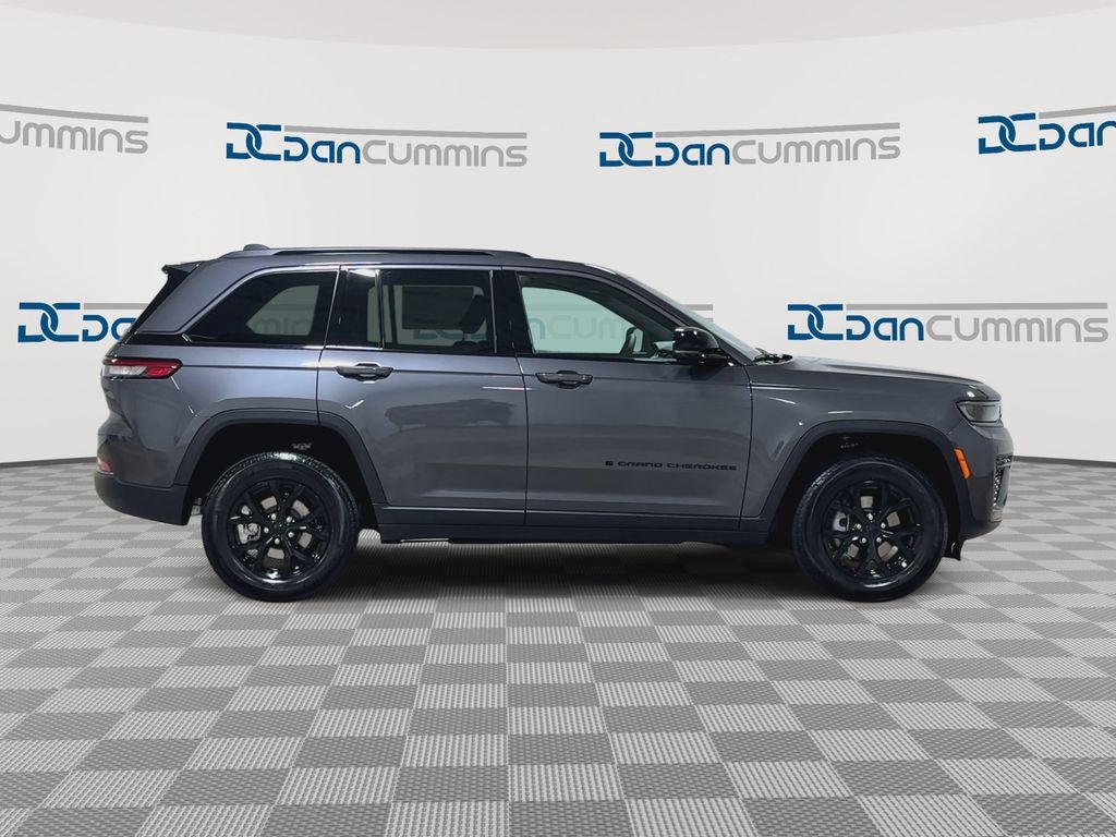2026 Jeep Grand Cherokee Altitude