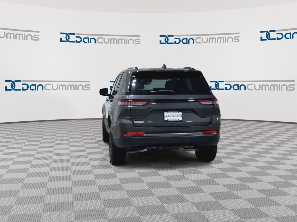 2026 Jeep Grand Cherokee Altitude