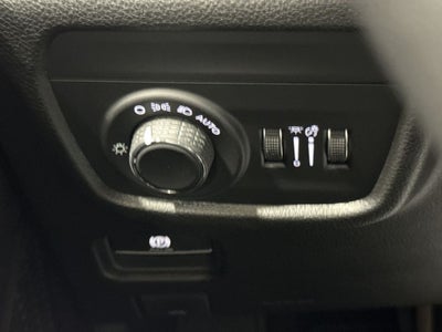 2026 Jeep Grand Cherokee Altitude
