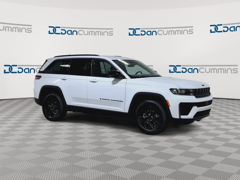 2026 Jeep Grand Cherokee Altitude