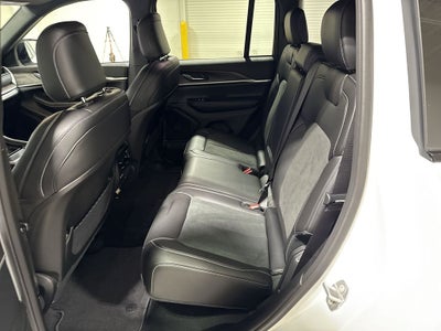 2026 Jeep Grand Cherokee Altitude