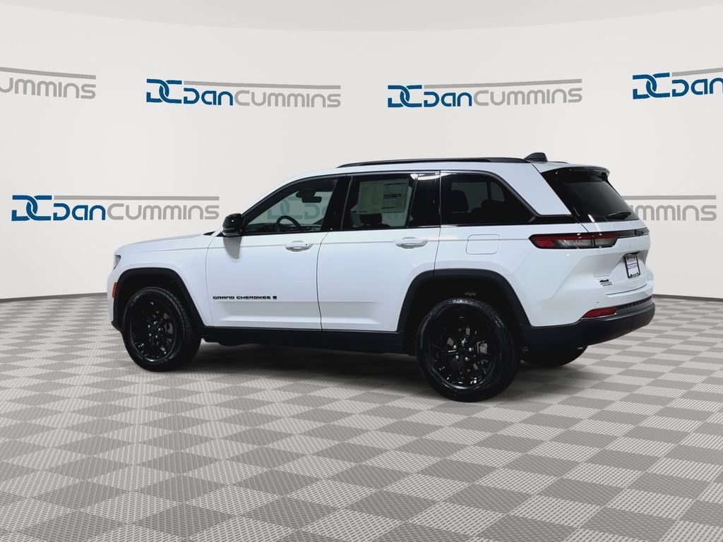 2026 Jeep Grand Cherokee Altitude