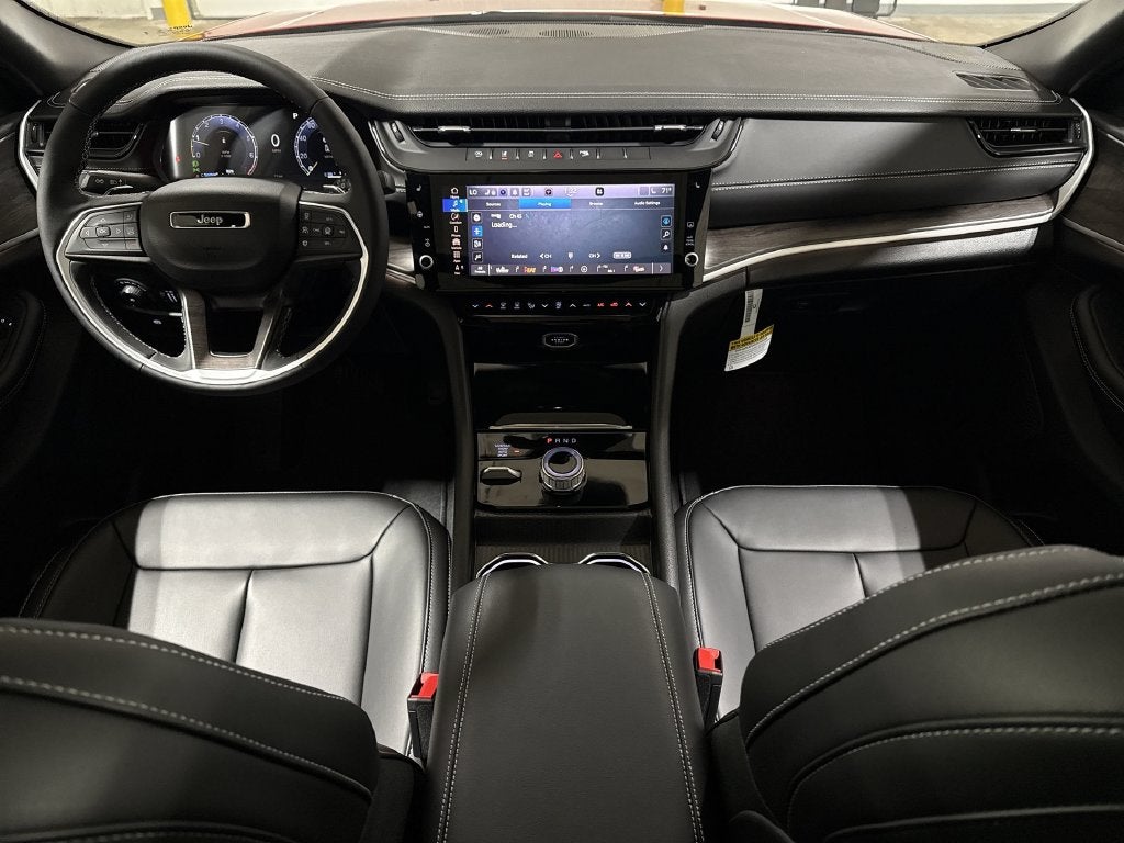 2027 Jeep Grand Cherokee Limited