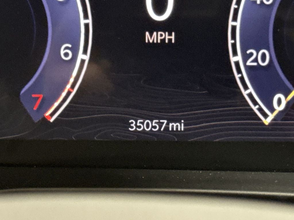 2023 Jeep Grand Cherokee Summit