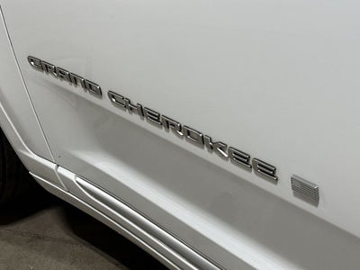 2023 Jeep Grand Cherokee Summit
