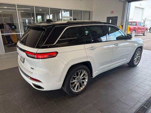 2023 Jeep Grand Cherokee Summit