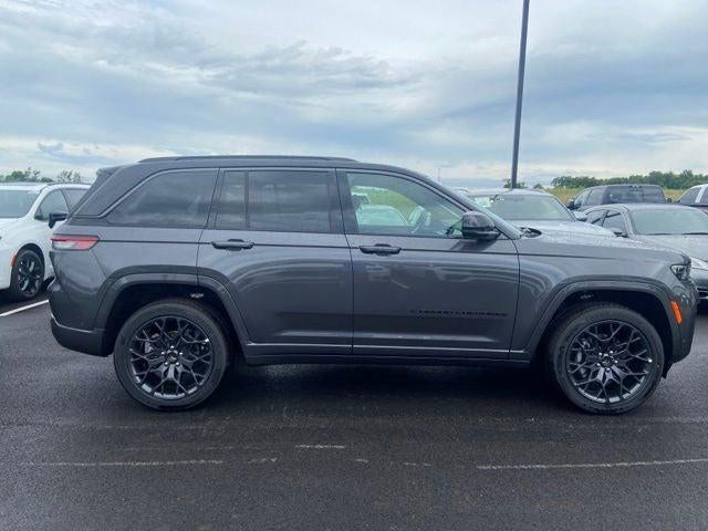 2026 Jeep Grand Cherokee Summit