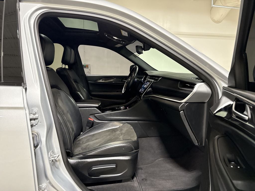 2021 Jeep Grand Cherokee L Altitude