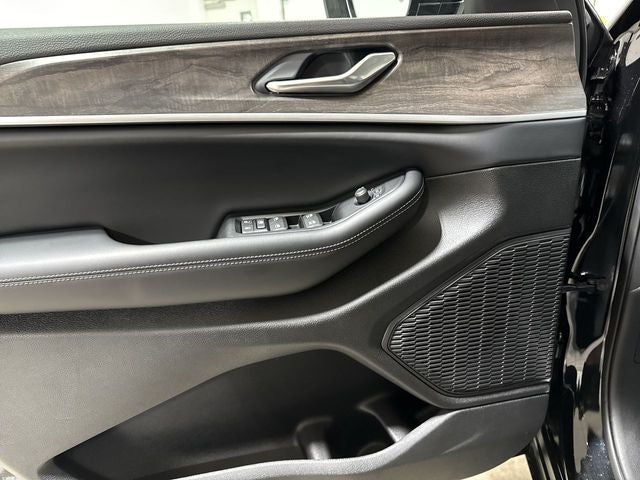 2026 Jeep Grand Cherokee L Altitude