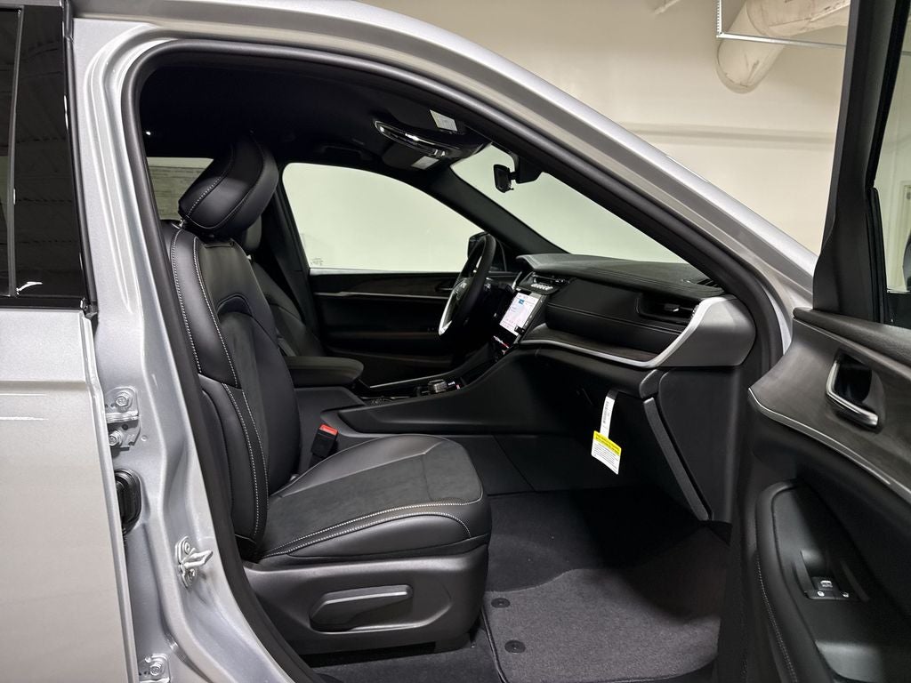 2026 Jeep Grand Cherokee L Altitude