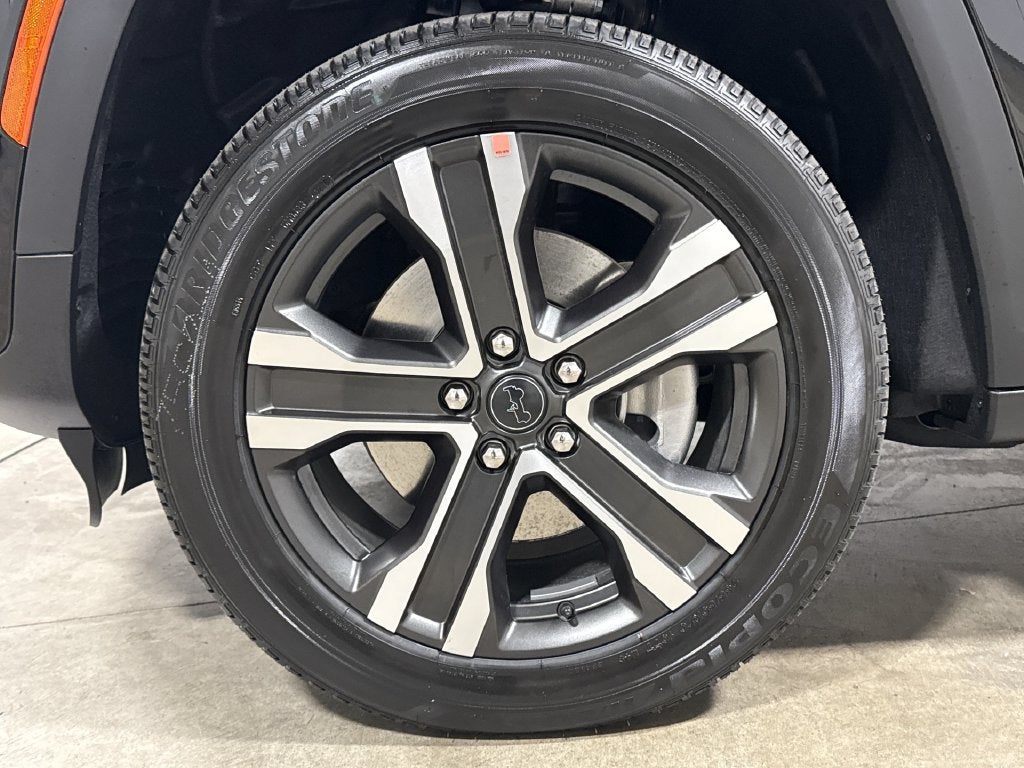 2027 Jeep Grand Cherokee L Limited