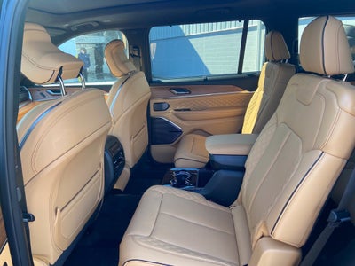 2027 Jeep Grand Cherokee L Summit
