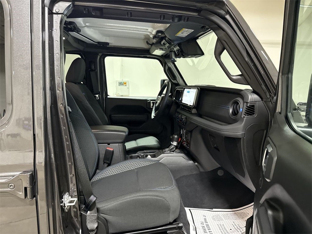 2025 Jeep Wrangler Rubicon 4xe