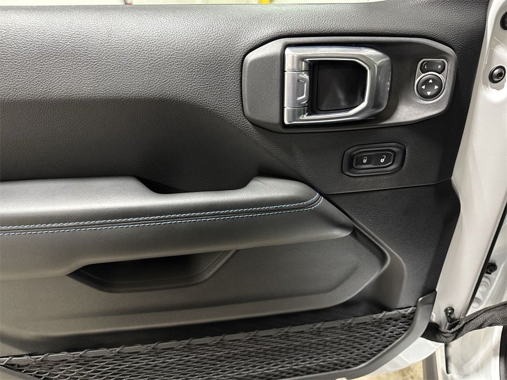 2025 Jeep Wrangler Rubicon 4xe