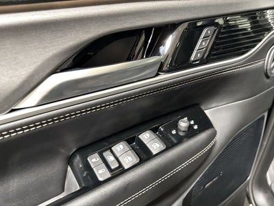 2026 Jeep Grand Wagoneer L 4x4