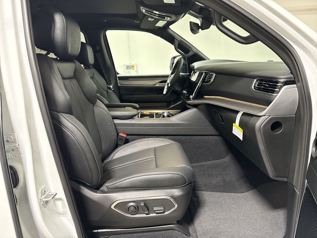 2026 Jeep Grand Wagoneer L Limited Reserve