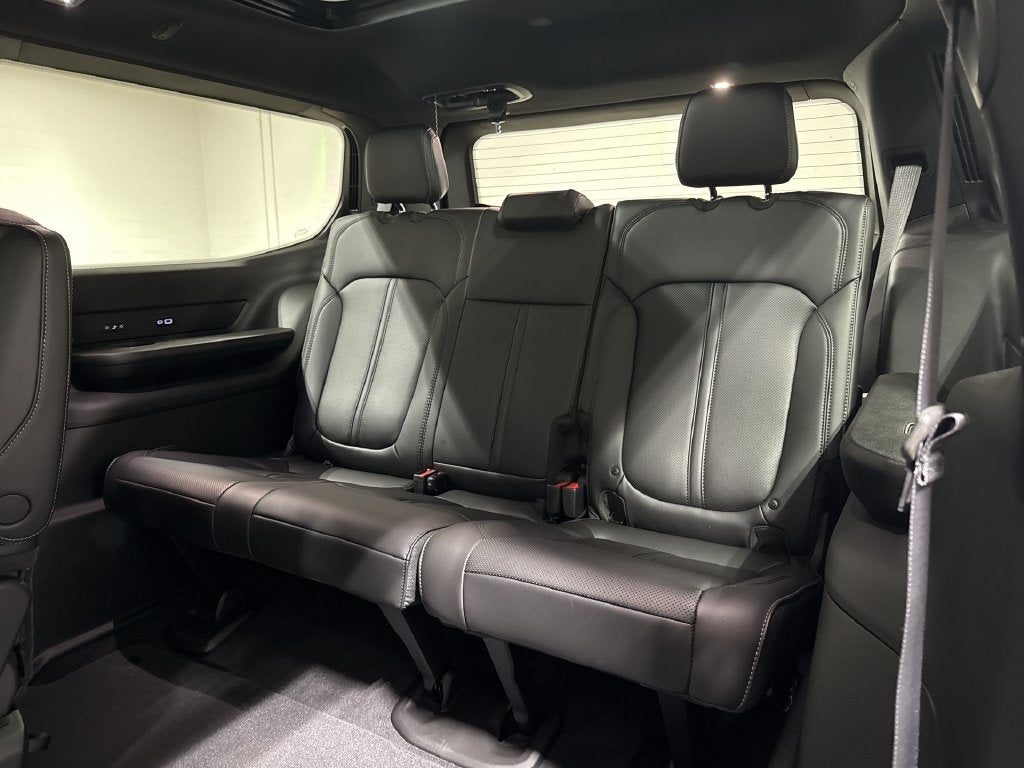 2027 Jeep Grand Wagoneer 4x4