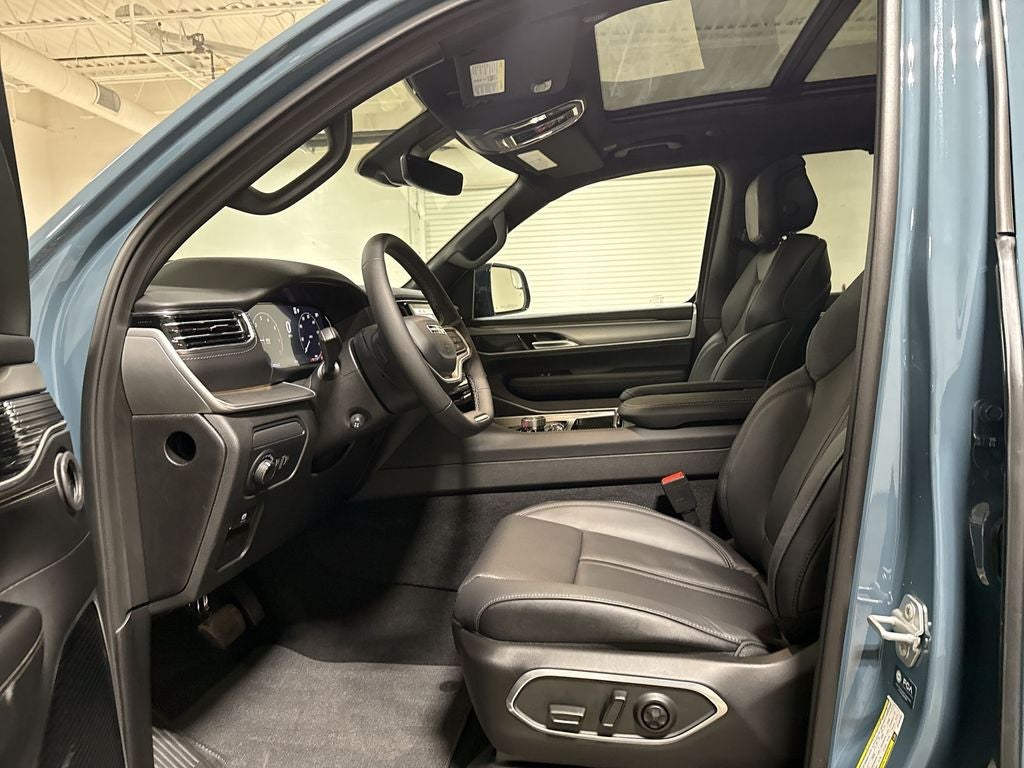 2026 Jeep Grand Wagoneer Limited Reserve