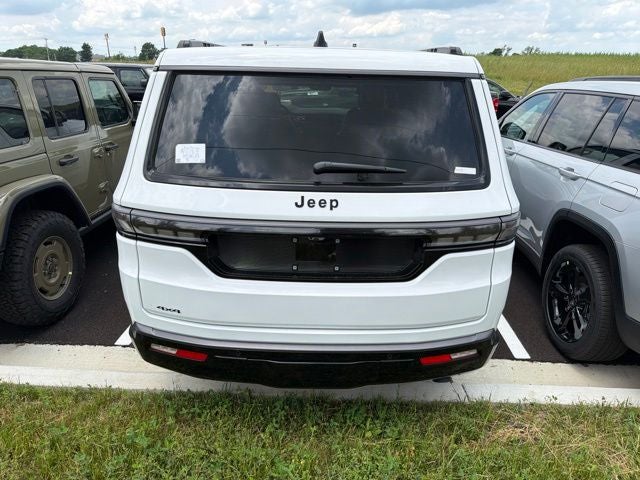 2026 Jeep Grand Wagoneer Limited Reserve