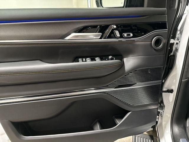 2026 Jeep Grand Wagoneer Summit Reserve