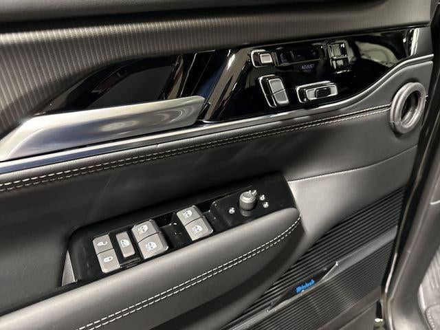 2026 Jeep Grand Wagoneer Summit Obsidian