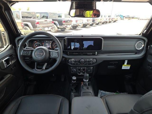 2026 Jeep Gladiator Sahara