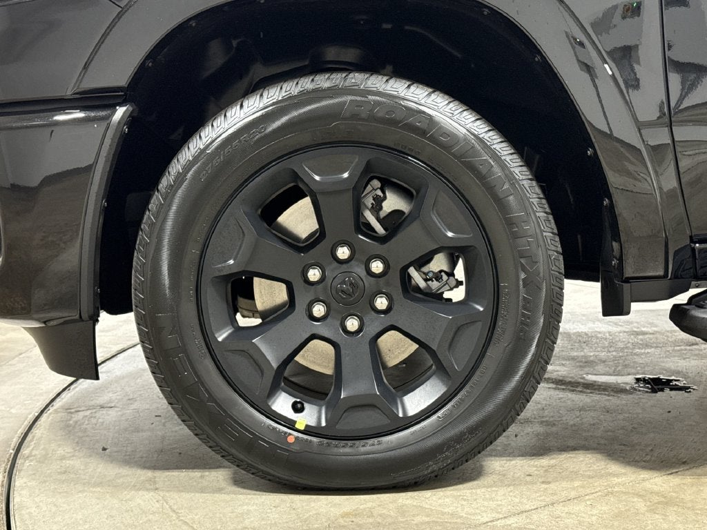 2027 RAM 1500 Big Horn/Lone Star