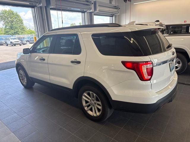 2016 Ford Explorer Base