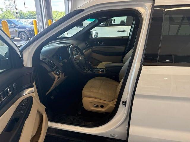 2016 Ford Explorer Base