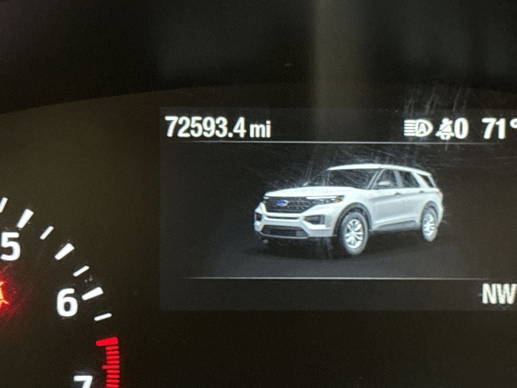 2023 Ford Explorer Base
