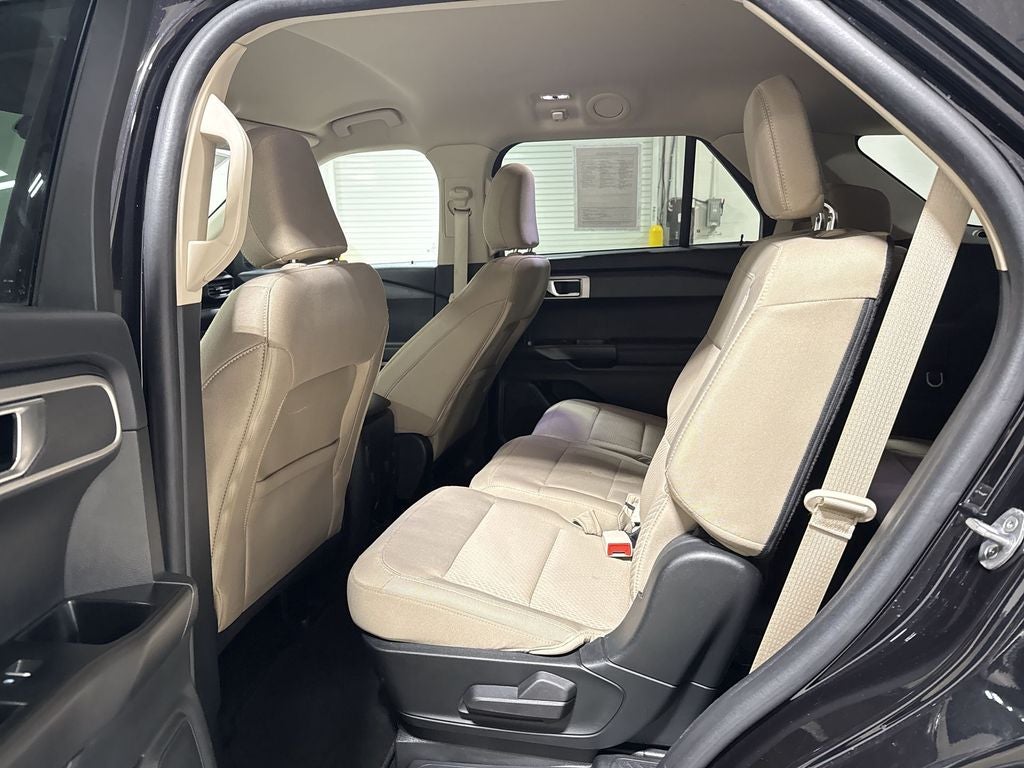 2023 Ford Explorer Base