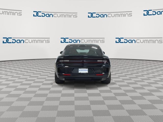 2025 Dodge Charger R/T Scat Pack