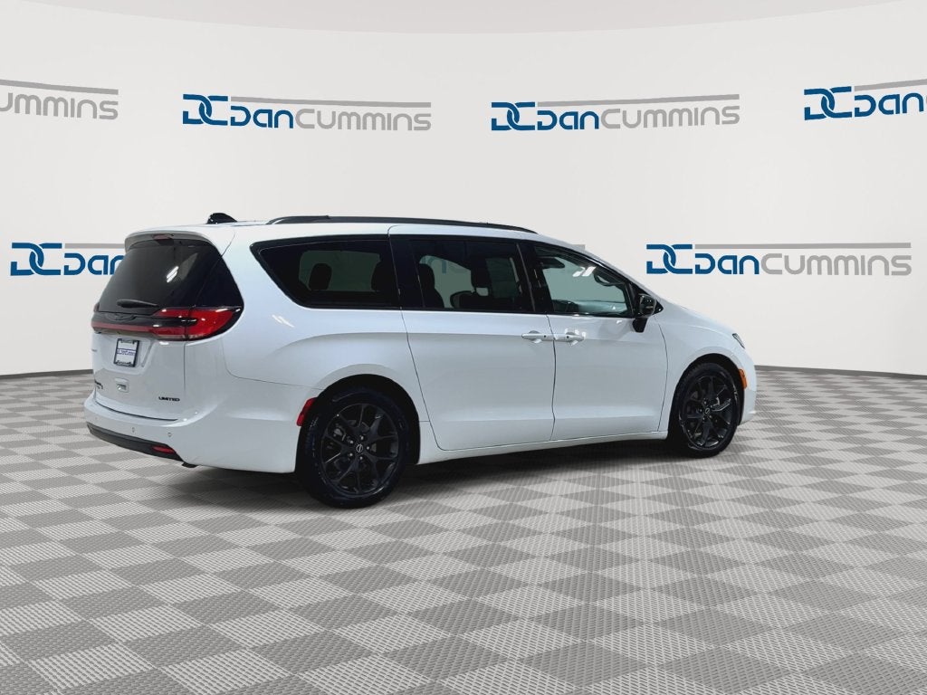 2025 Chrysler Pacifica Limited