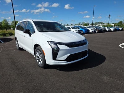 2027 Chrysler Pacifica Select
