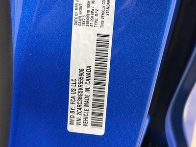 2027 Chrysler Pacifica Select