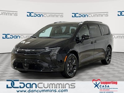 2027 Chrysler Pacifica Limited