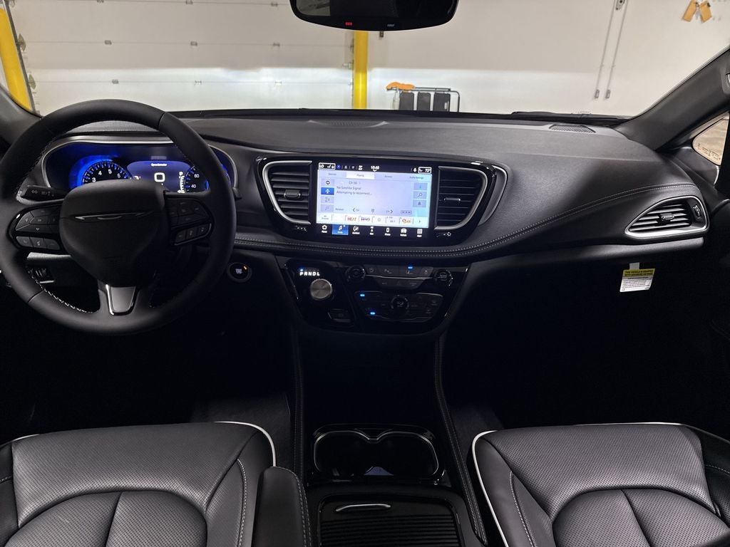 2027 Chrysler Pacifica Limited