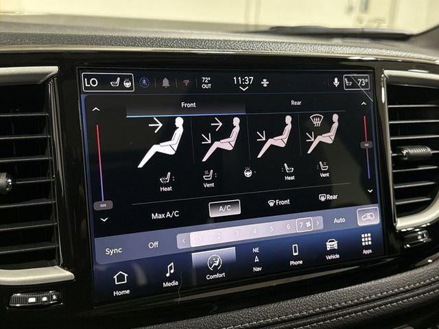 2027 Chrysler Pacifica Limited