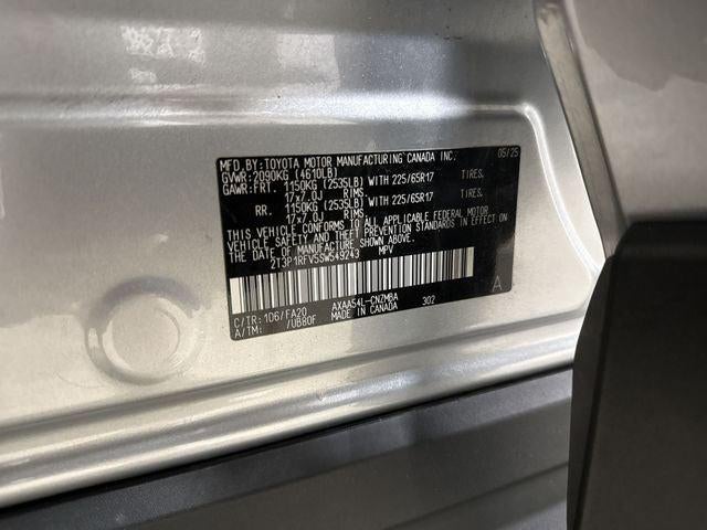 2025 Toyota RAV4 XLE