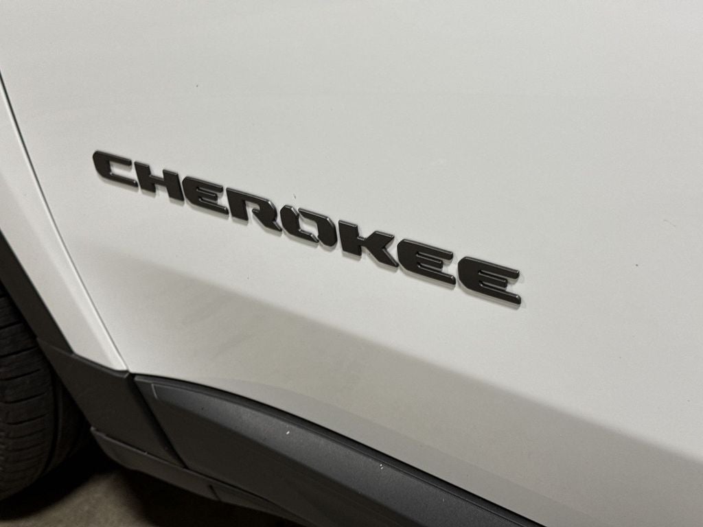 2026 Jeep Cherokee Overland