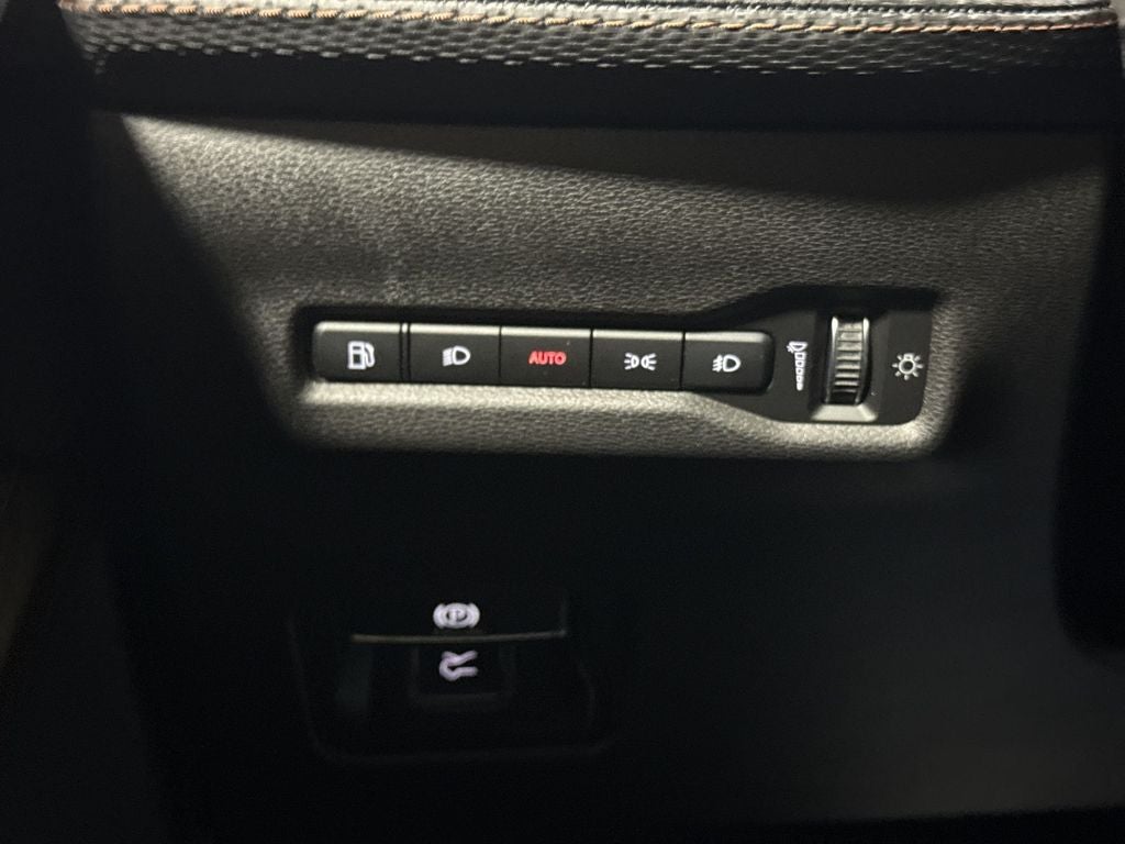 2026 Jeep Cherokee Overland