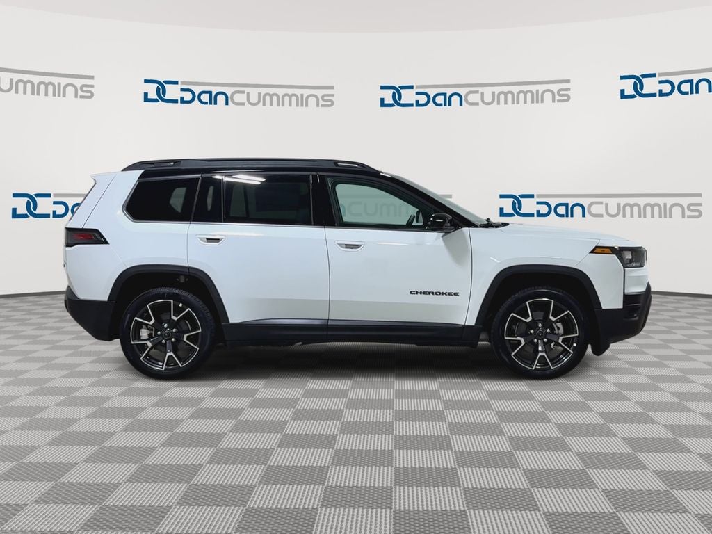 2026 Jeep Cherokee Overland