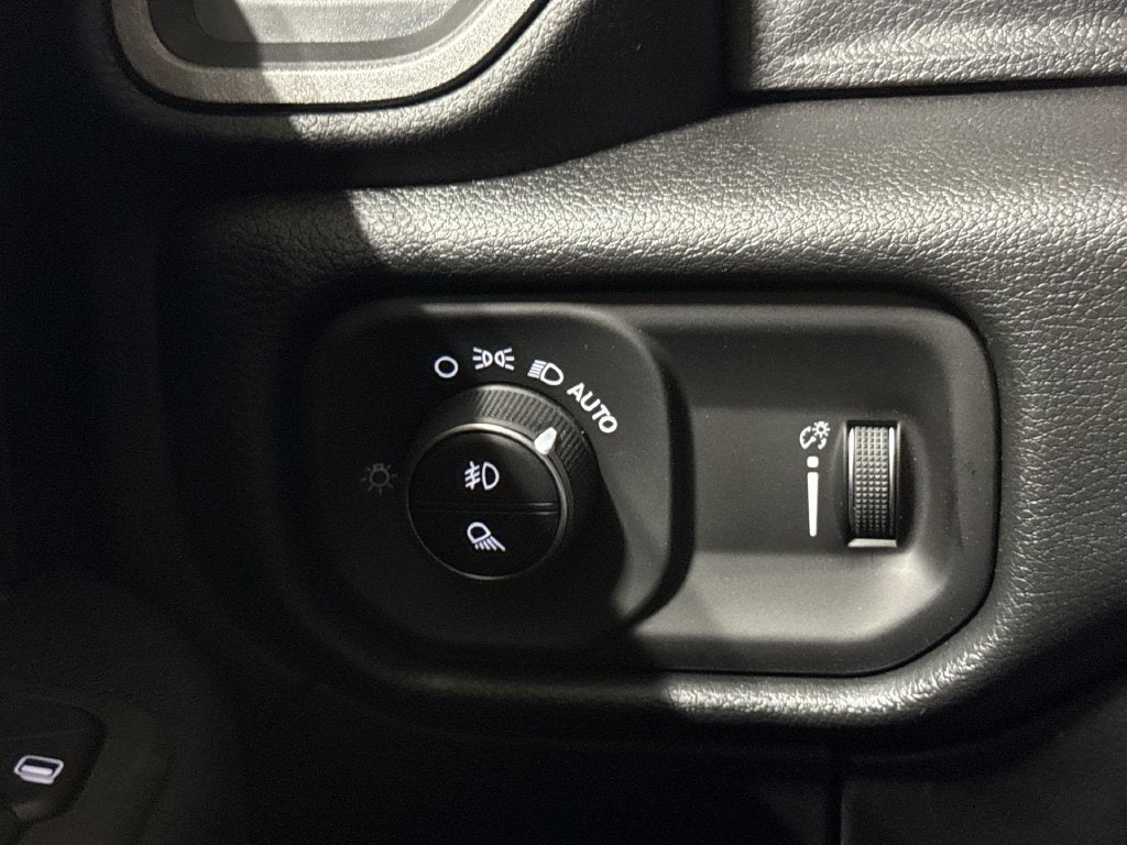 2027 RAM 2500 Tradesman