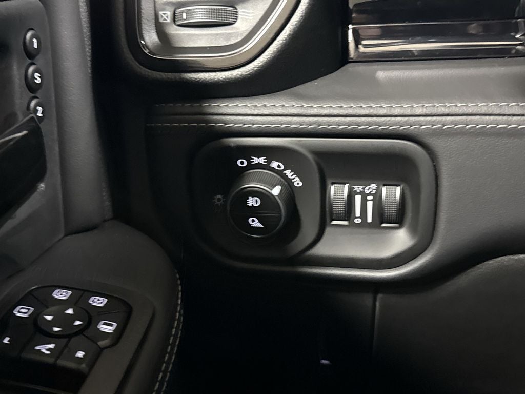 2027 RAM 2500 Limited