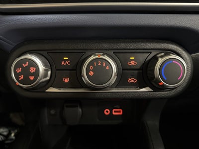 2024 Nissan Versa 1.6 SV