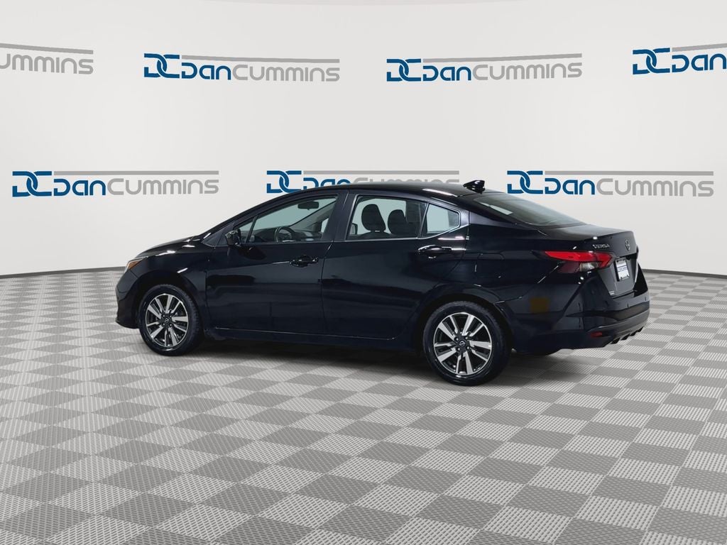 2024 Nissan Versa 1.6 SV
