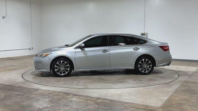 2017 Toyota Avalon XLE