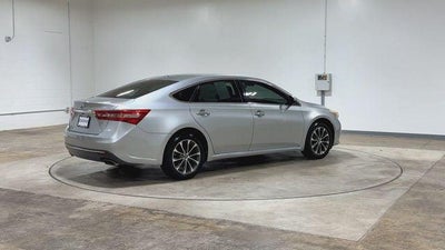 2017 Toyota Avalon XLE