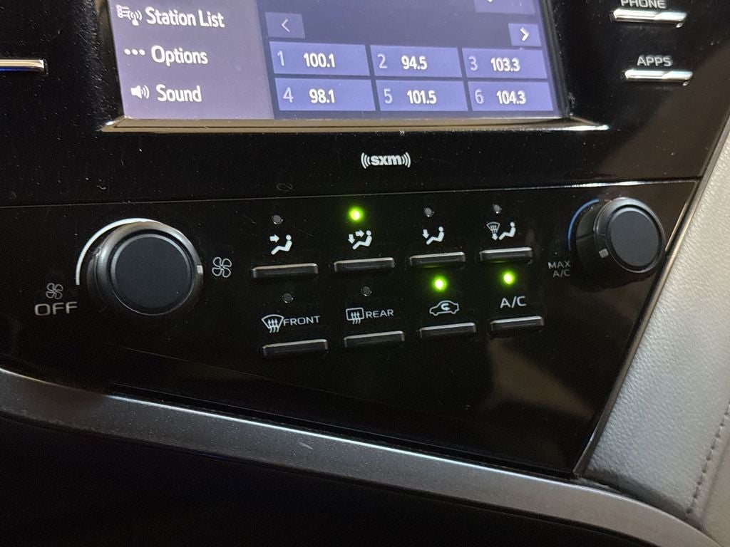 2020 Toyota Camry LE